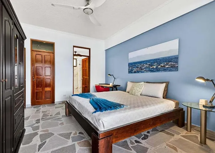 Presidential 9- Stunning Ocean View *