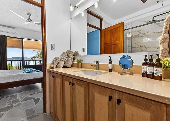 Presidential 9- Stunning Ocean View *