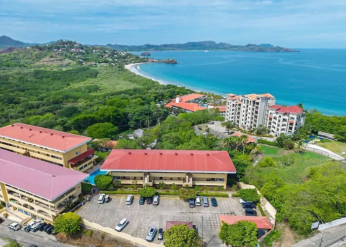 Presidential 9- Stunning Ocean View Apartment